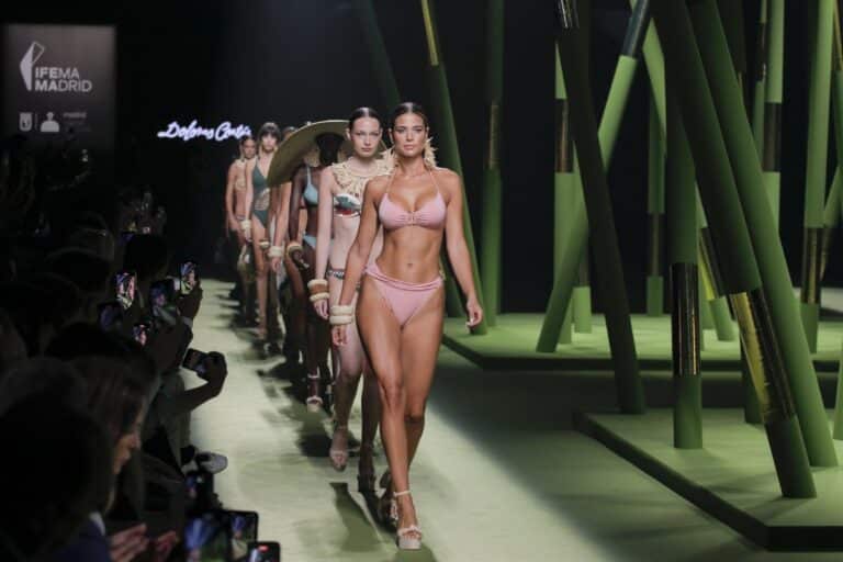 Confederación Moda España rinde homenaje en MBFW Madrid a las empresas que han tejido la historia de la moda española