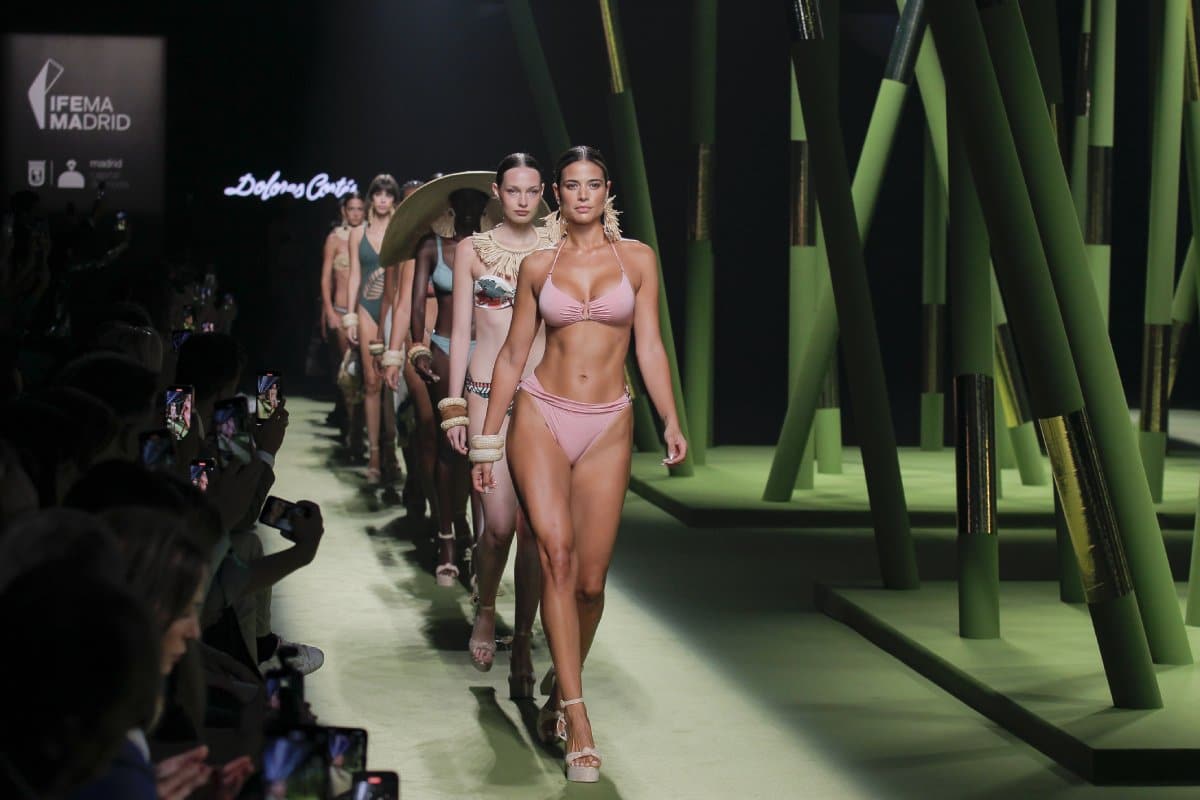 Confederación Moda España rinde homenaje en MBFW Madrid a las empresas que han tejido la historia de la moda española